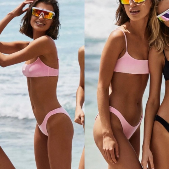Triangl Dreamland Pink Velvet Bikini Set - Picture 1 of 8